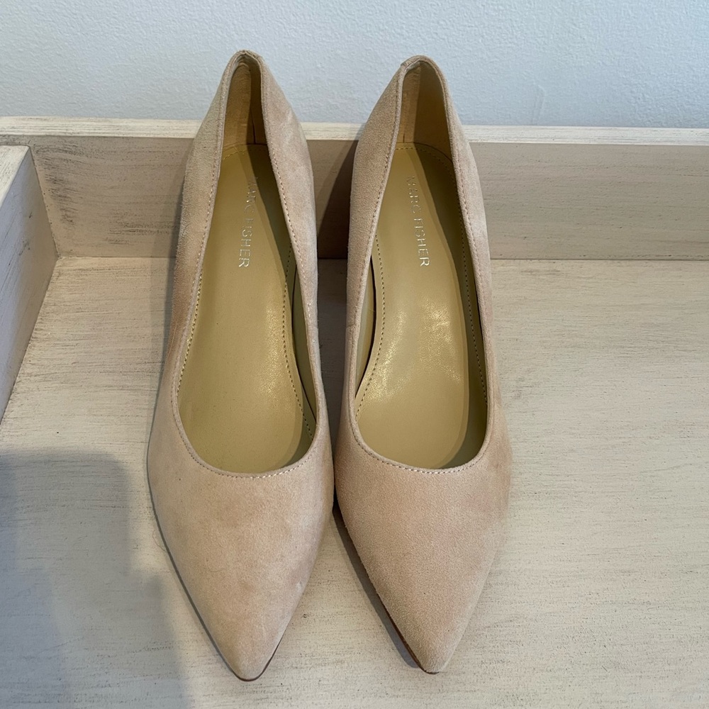 Marc Fisher Tan Suede Block Heels Size 7.5